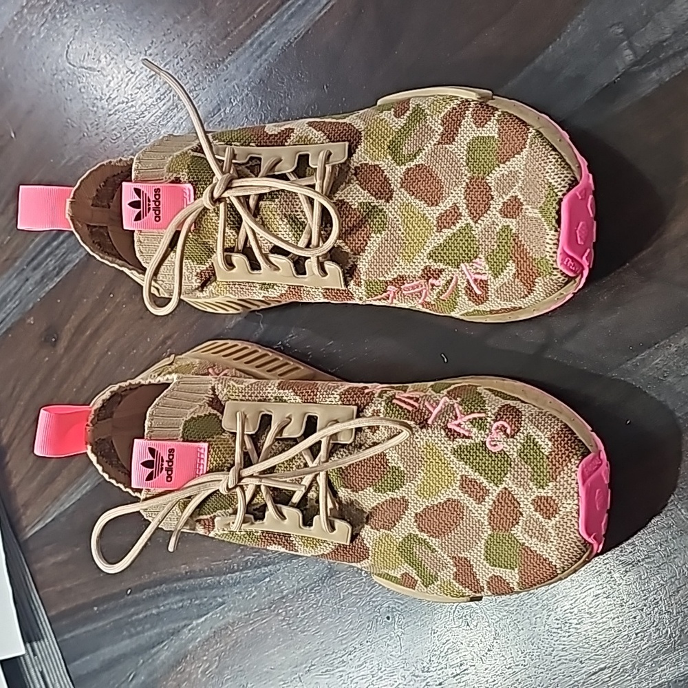 Adidas NMD R1 Primeknit Duck Camo Pink